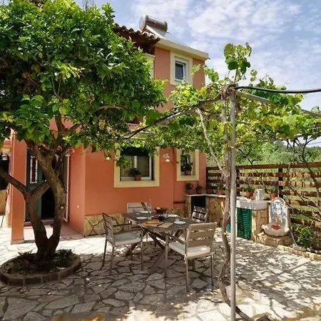 Caramela House * Agios Georgios Pagon