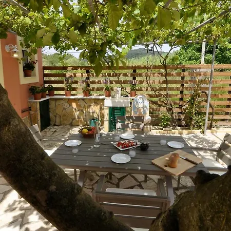 Holiday home Caramela House *